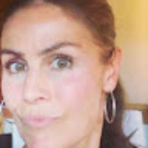 Meet your Posher, Debra